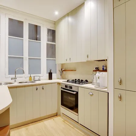 West Living - La Fayette-elegant Big 1br *